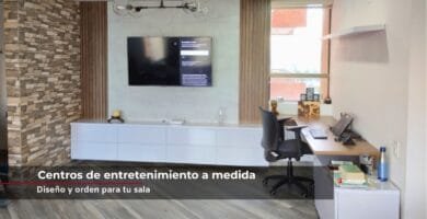 Centro de entretenimiento a medida diseñado por Francisco Cruz para sala residencial moderna en Bogotá